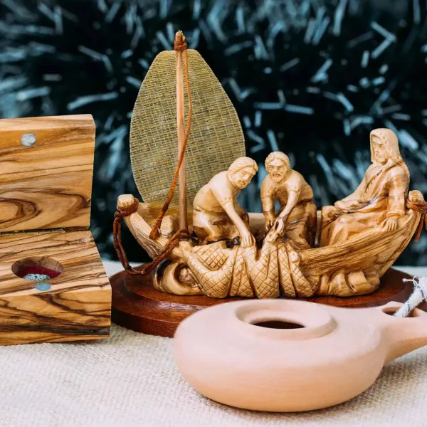 Biblical Elements Gift set with Olive Wood Carving, Widow’s Mite Coin, and Herodian Clay Lamp