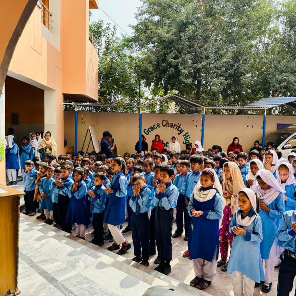 Pakistan-children-Grace Charity-school